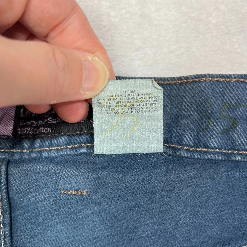 Vintage Levi's Silver Tab Baggy Shorts Men Blue Denim Distressed Zip Fly - 36X32